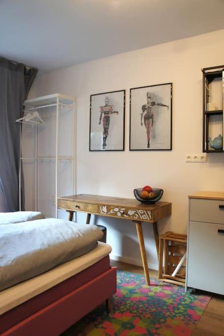 Ruhiges Apartment & Veranda Mit Guter Anbindung Bochum Extérieur photo